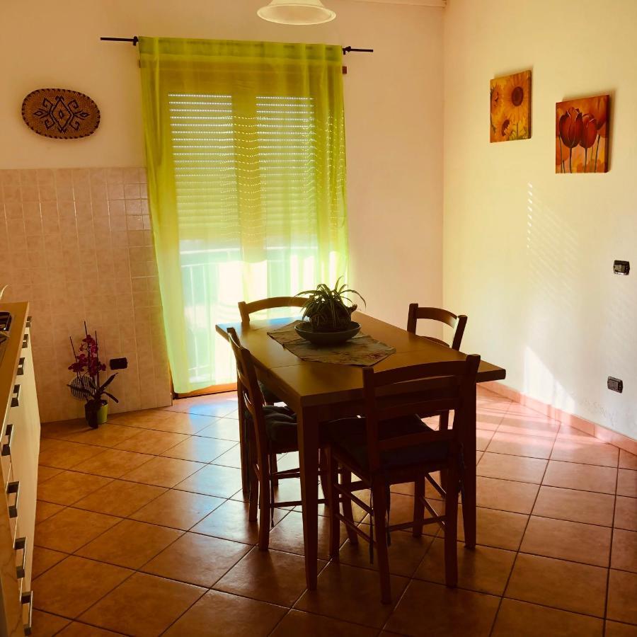 Appartamento In Centro Tortolì Zewnętrze zdjęcie